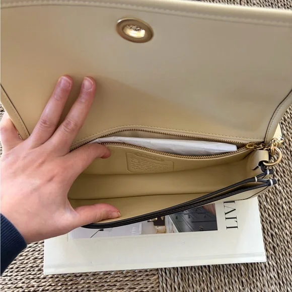 Coach Dinky Shoulder Bag in Moonlight - Picture 8 of 13